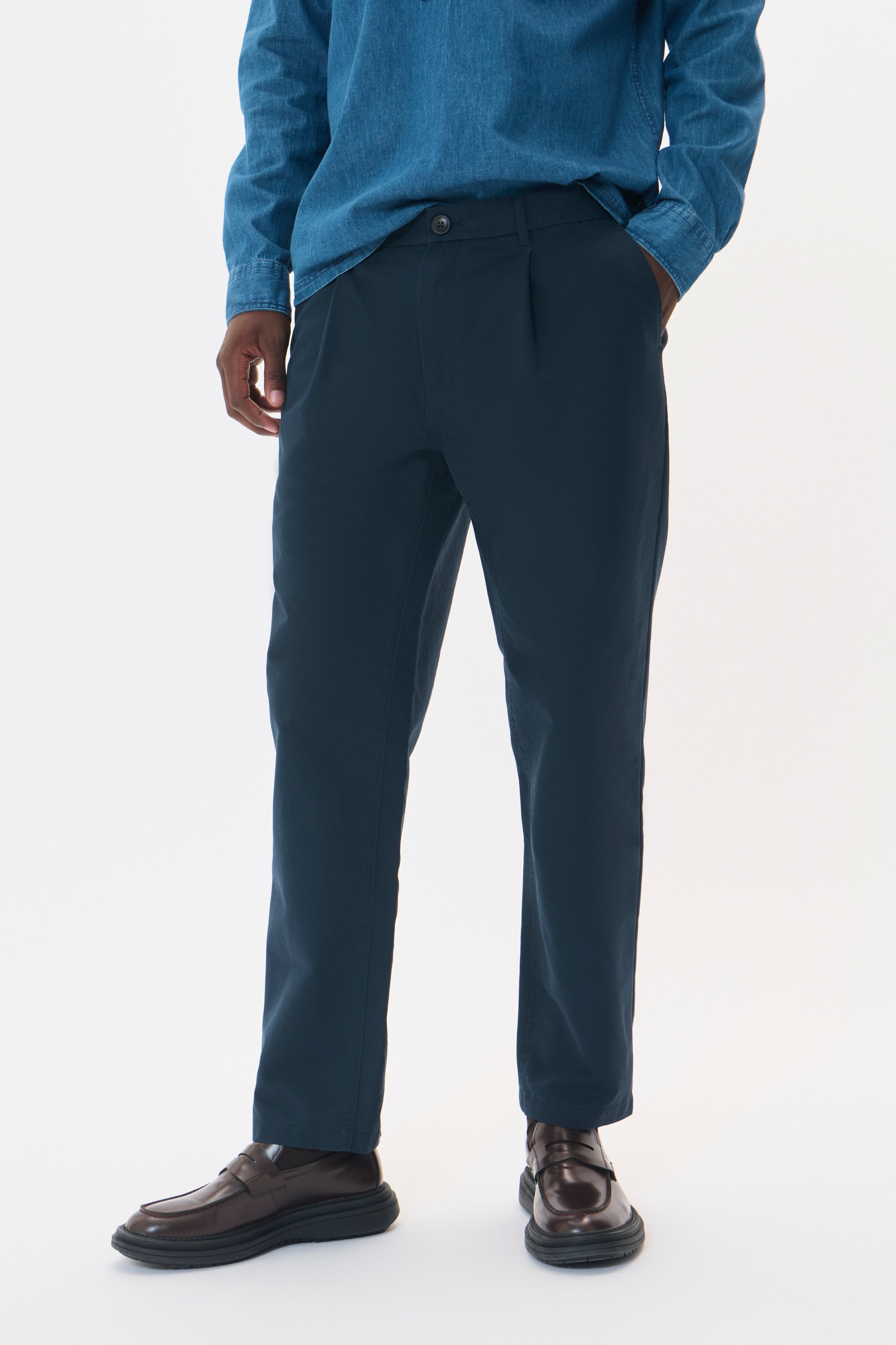 MAhart Heritage Trousers LOOKBOOK FRONT 30207459-194011